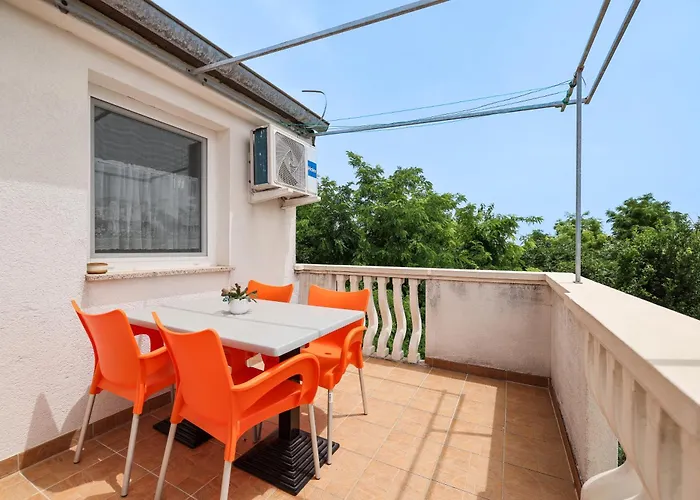 דירה Kika נין