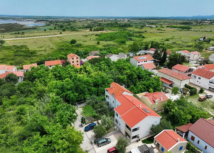 Kika דירה נין