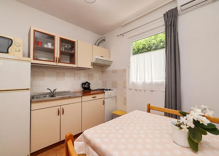 דירה Kika נין