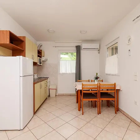Kika Apartment