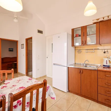 Apartment Kika *