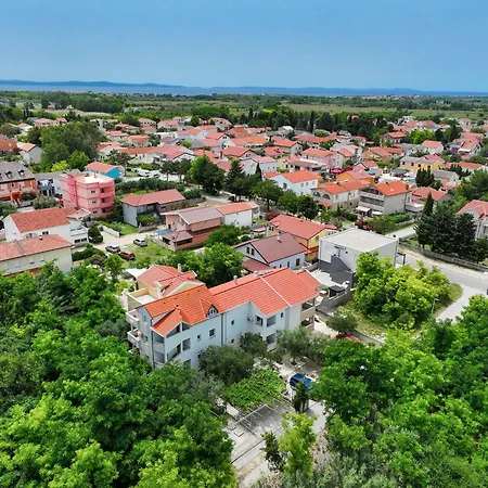 Apartment Kika *