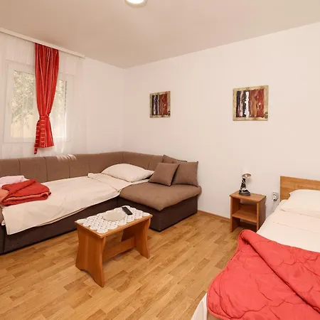 Kika Apartment