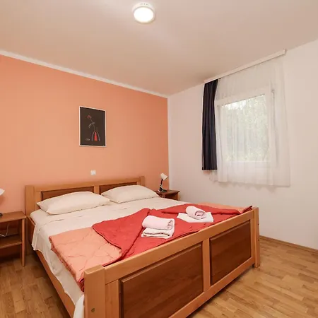 Kika Apartment
