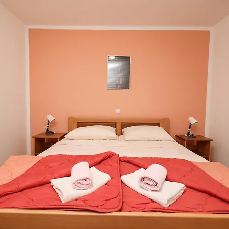 Apartment Kika *